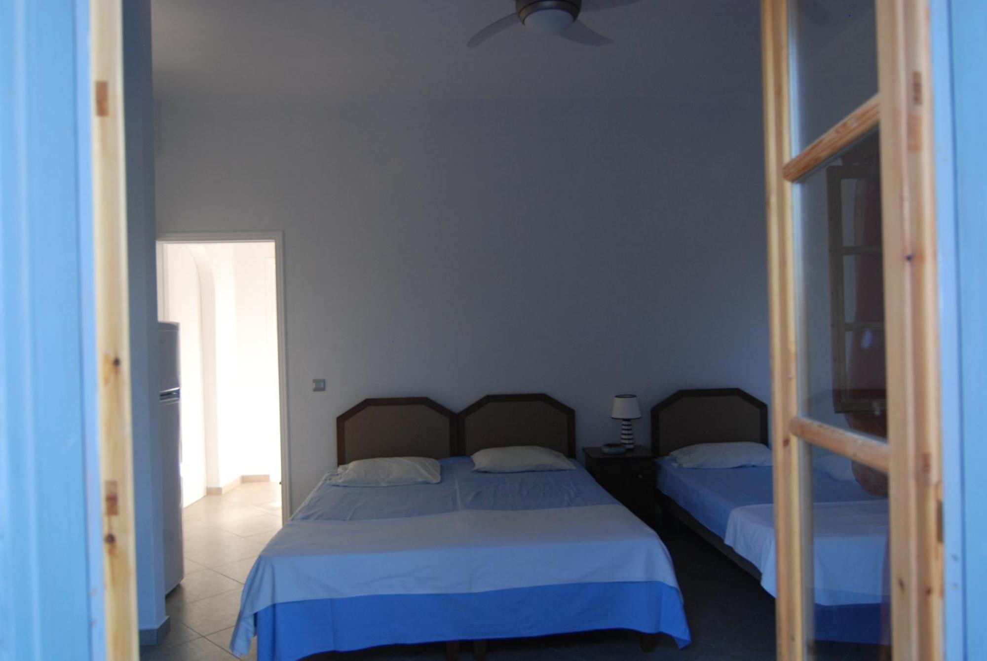 Villa Perivoli Platis Gialos  Szoba fotó
